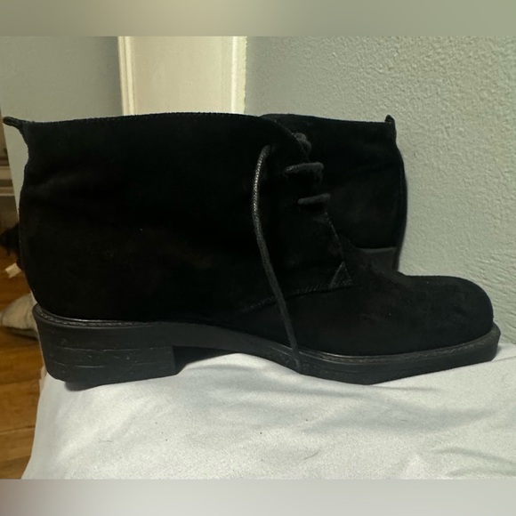 NWT-Evan Picone Black Suede Booties Women’s size 10M. - Picture 5 of 14